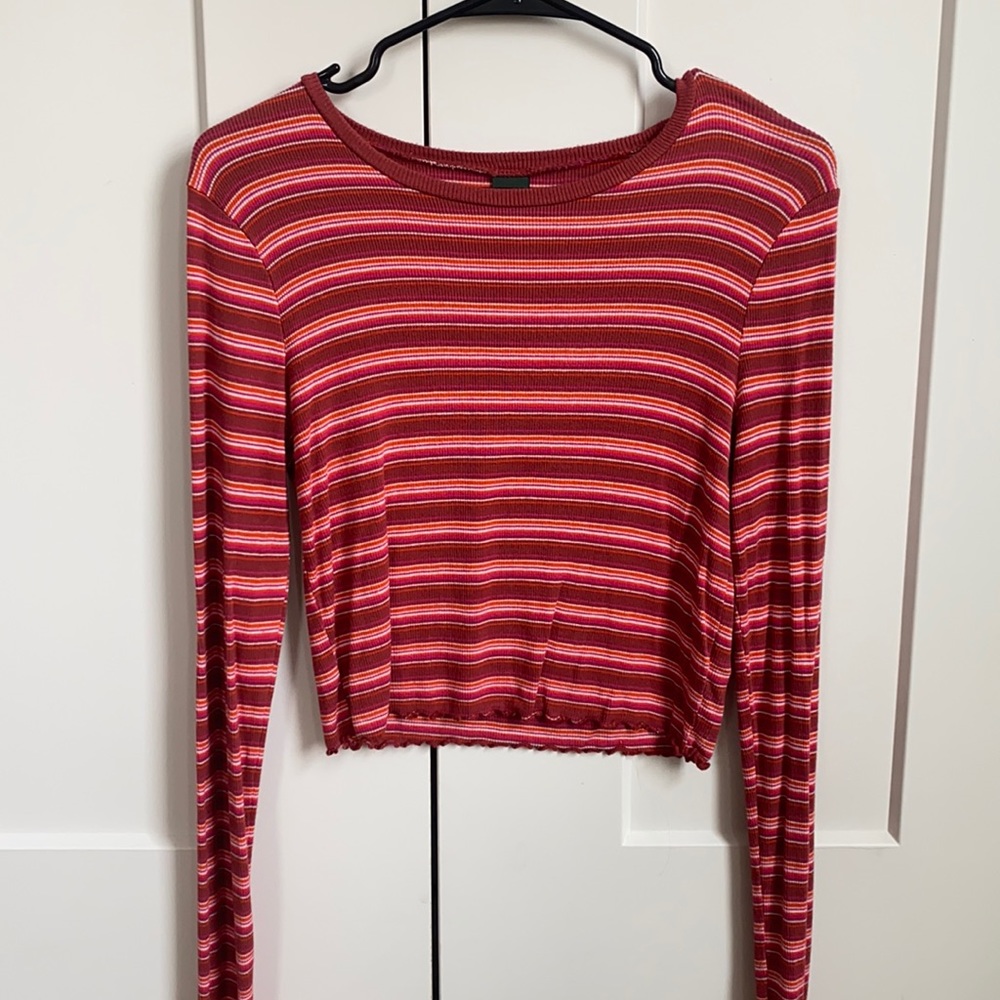 Cropped striped long sleeve t-shirt